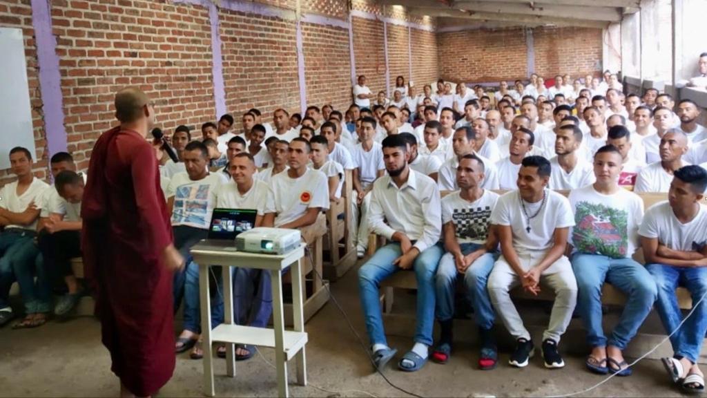 Buddhist addiction recovery program - Theravada monks helping with addiction in Mexico