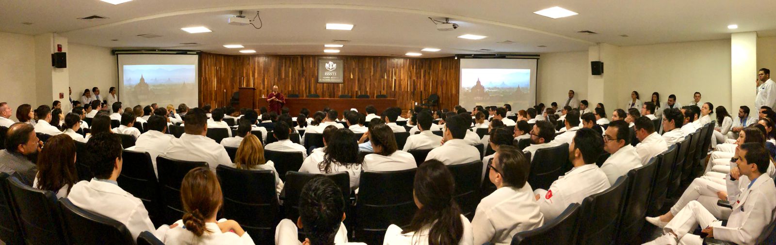 Bhante Rāhula teaching Buddhist meditation to healthcare professionals in Mexico